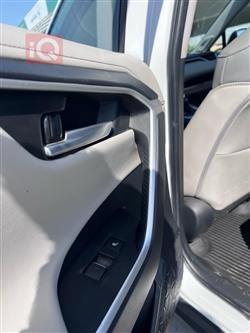 تويوتا راف 4